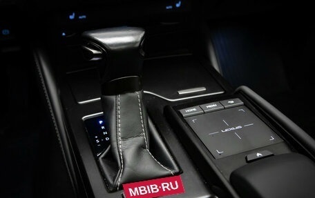 Lexus ES VII, 2020 год, 3 447 000 рублей, 17 фотография