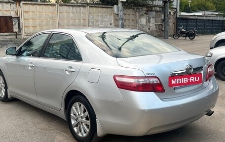 Toyota Camry, 2009 год, 930 000 рублей, 4 фотография
