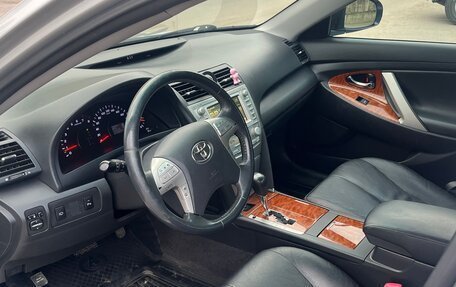 Toyota Camry, 2009 год, 930 000 рублей, 8 фотография