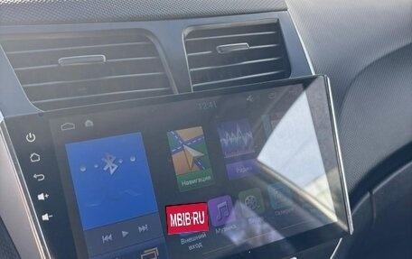 Hyundai Solaris II рестайлинг, 2011 год, 700 000 рублей, 15 фотография