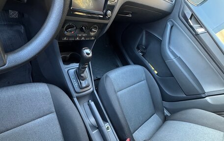 Skoda Rapid I, 2018 год, 1 350 000 рублей, 14 фотография