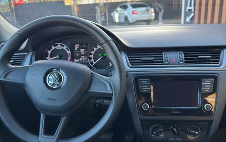 Skoda Rapid I, 2018 год, 1 350 000 рублей, 13 фотография