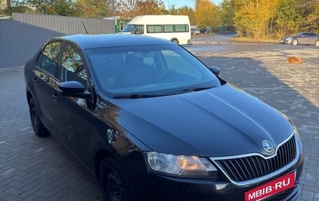 Skoda Rapid I, 2018 год, 1 350 000 рублей, 8 фотография