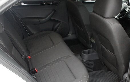 Skoda Rapid I, 2018 год, 1 350 000 рублей, 23 фотография