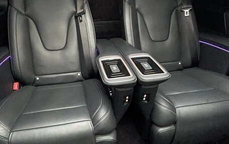 Mercedes-Benz V-Класс, 2023 год, 18 000 000 рублей, 9 фотография