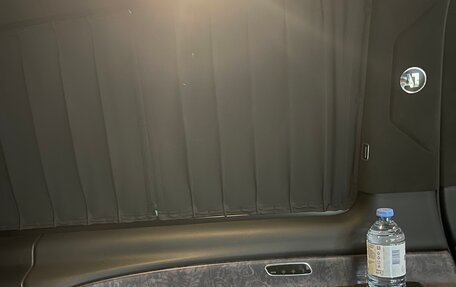 Mercedes-Benz V-Класс, 2023 год, 18 000 000 рублей, 20 фотография