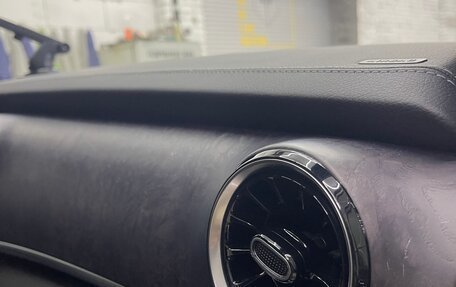 Mercedes-Benz V-Класс, 2023 год, 18 000 000 рублей, 12 фотография