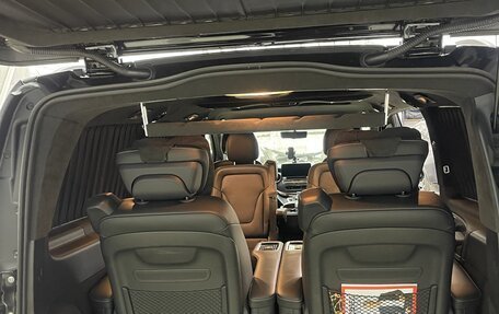 Mercedes-Benz V-Класс, 2023 год, 18 000 000 рублей, 23 фотография