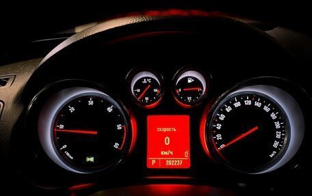 Opel Insignia II рестайлинг, 2010 год, 850 000 рублей, 15 фотография