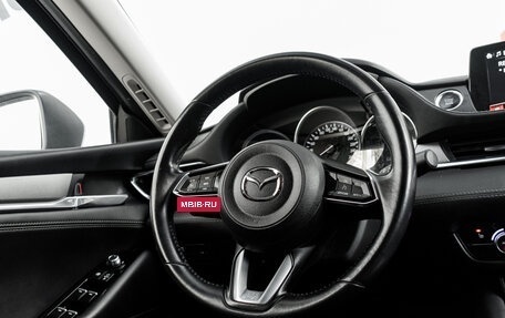Mazda 6, 2019 год, 2 400 000 рублей, 14 фотография