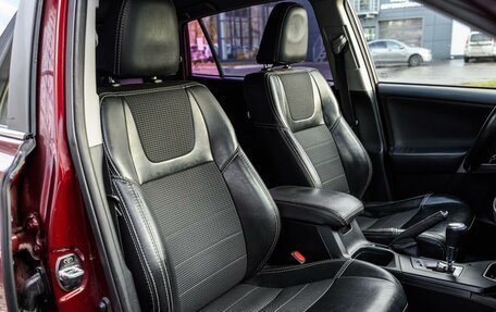 Toyota RAV4, 2016 год, 1 940 000 рублей, 10 фотография