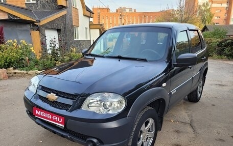 Chevrolet Niva I рестайлинг, 2018 год, 748 000 рублей, 1 фотография