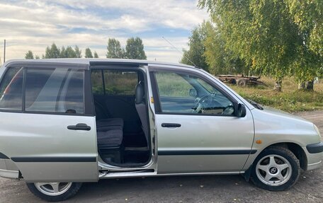 Toyota Raum I, 2001 год, 379 000 рублей, 5 фотография