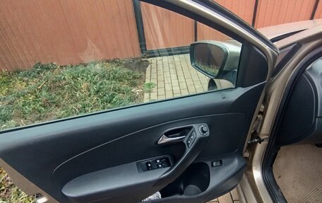 Volkswagen Polo VI (EU Market), 2015 год, 1 070 000 рублей, 8 фотография