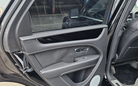 Bentley Bentayga I, 2021 год, 19 980 000 рублей, 11 фотография