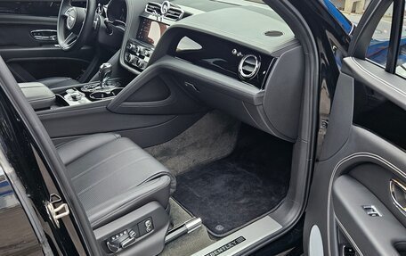 Bentley Bentayga I, 2021 год, 19 980 000 рублей, 16 фотография