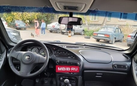 Chevrolet Niva I рестайлинг, 2018 год, 748 000 рублей, 11 фотография