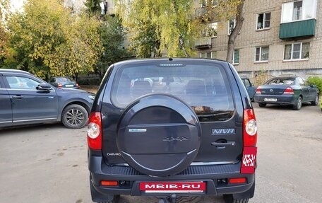 Chevrolet Niva I рестайлинг, 2018 год, 748 000 рублей, 6 фотография