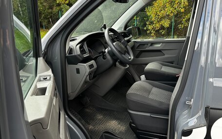 Volkswagen Caravelle T6 рестайлинг, 2020 год, 3 100 000 рублей, 8 фотография