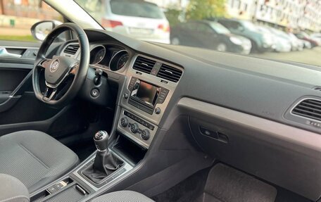Volkswagen Golf VII, 2014 год, 998 888 рублей, 8 фотография