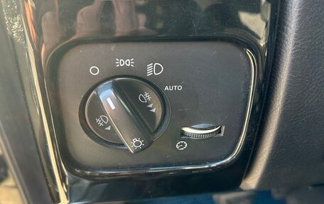 Land Rover Discovery III, 2008 год, 1 150 000 рублей, 13 фотография