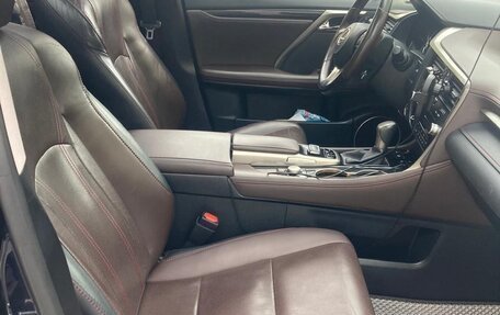 Lexus RX IV рестайлинг, 2018 год, 4 500 000 рублей, 9 фотография