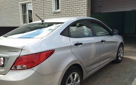 Hyundai Solaris II рестайлинг, 2015 год, 1 100 000 рублей, 7 фотография