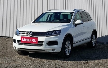 Volkswagen Touareg III, 2013 год, 2 690 000 рублей, 2 фотография