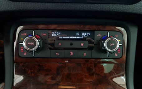 Volkswagen Touareg III, 2013 год, 2 690 000 рублей, 21 фотография