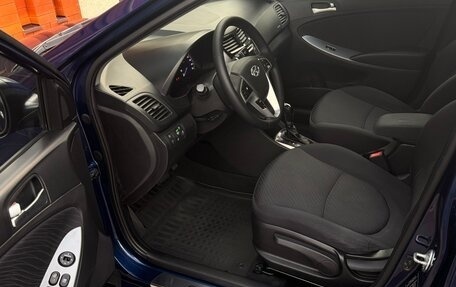Hyundai Solaris II рестайлинг, 2015 год, 1 150 000 рублей, 7 фотография
