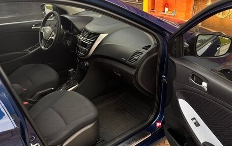 Hyundai Solaris II рестайлинг, 2015 год, 1 150 000 рублей, 10 фотография
