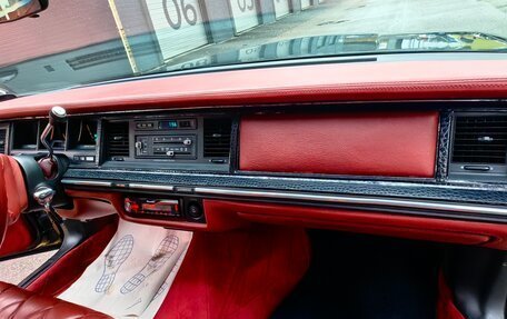 Lincoln Town Car II, 1991 год, 1 499 999 рублей, 25 фотография