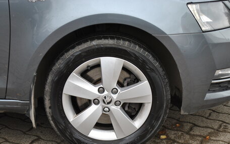 Skoda Octavia, 2019 год, 1 945 000 рублей, 23 фотография