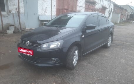 Volkswagen Polo VI (EU Market), 2011 год, 650 000 рублей, 3 фотография