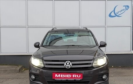 Volkswagen Tiguan I, 2015 год, 1 250 000 рублей, 2 фотография