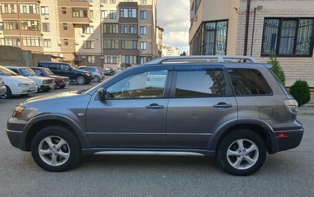 Mitsubishi Outlander III рестайлинг 3, 2005 год, 690 000 рублей, 3 фотография