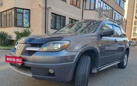 Mitsubishi Outlander III рестайлинг 3, 2005 год, 690 000 рублей, 5 фотография