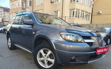 Mitsubishi Outlander III рестайлинг 3, 2005 год, 690 000 рублей, 8 фотография