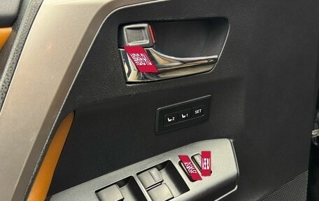 Toyota RAV4, 2017 год, 2 465 000 рублей, 11 фотография