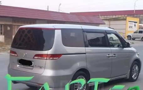 Honda Elysion I, 2005 год, 1 500 000 рублей, 3 фотография
