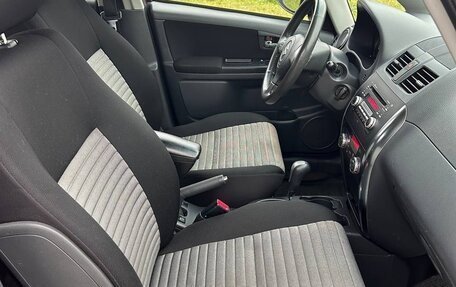 Suzuki SX4 II рестайлинг, 2011 год, 900 000 рублей, 13 фотография