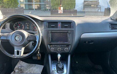 Volkswagen Jetta VI, 2013 год, 945 000 рублей, 9 фотография
