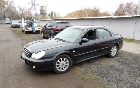 Hyundai Sonata IV рестайлинг, 2005 год, 600 000 рублей, 1 фотография