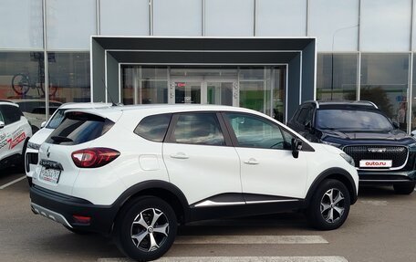 Renault Kaptur I рестайлинг, 2018 год, 1 410 000 рублей, 4 фотография