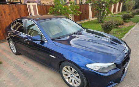 BMW 5 серия, 2011 год, 1 900 000 рублей, 2 фотография