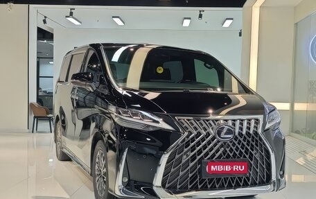 Lexus LM I, 2022 год, 12 500 000 рублей, 2 фотография