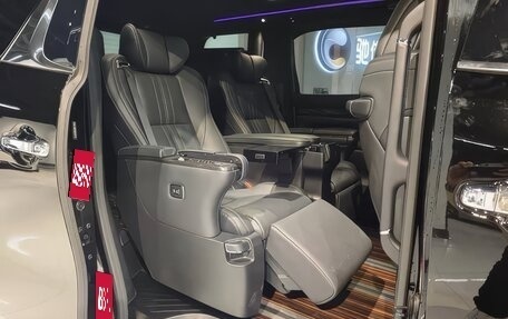 Lexus LM I, 2022 год, 12 500 000 рублей, 14 фотография