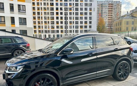 Geely Coolray I, 2022 год, 1 800 000 рублей, 4 фотография