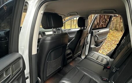 Volkswagen Touareg III, 2012 год, 1 400 000 рублей, 10 фотография