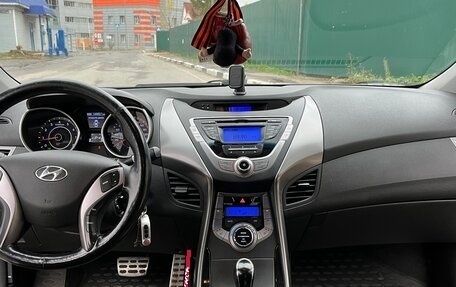 Hyundai Elantra V, 2013 год, 1 100 000 рублей, 10 фотография